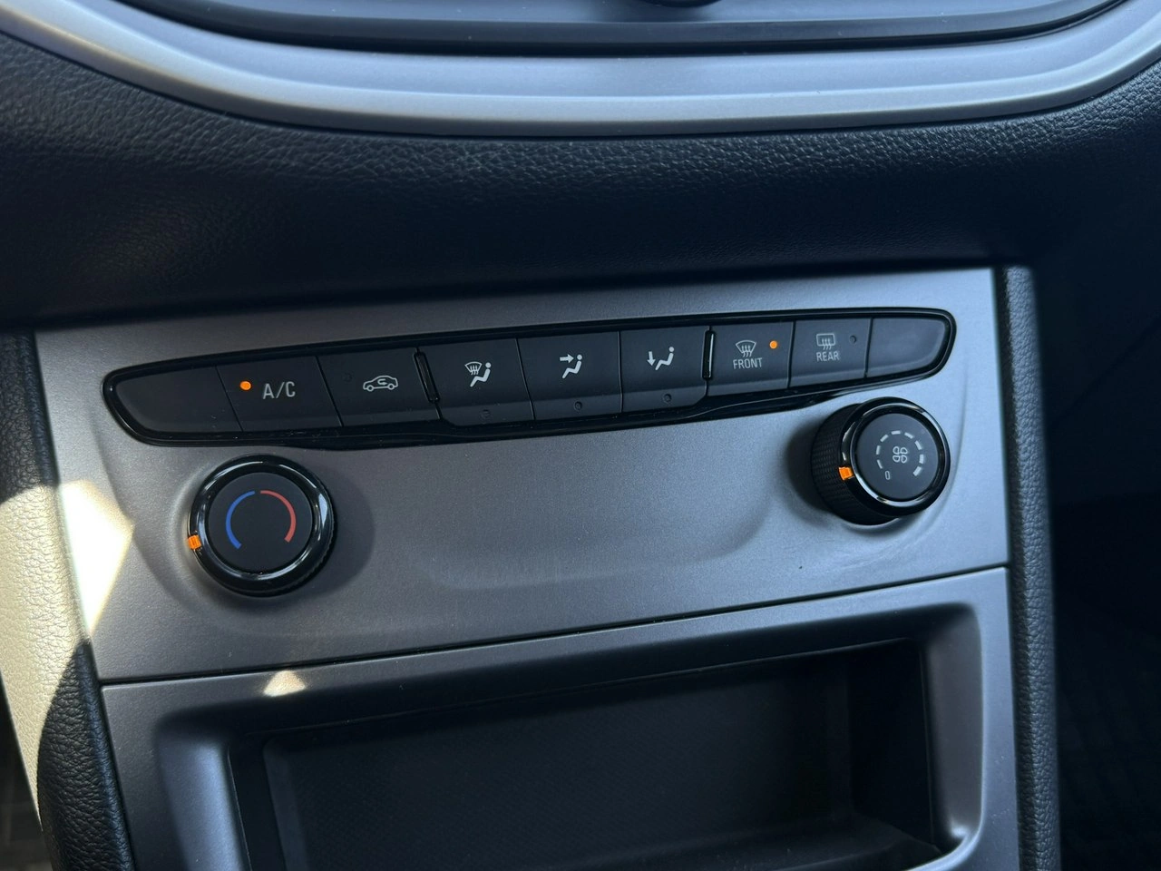 Opel Astra - Zdjęcie 25