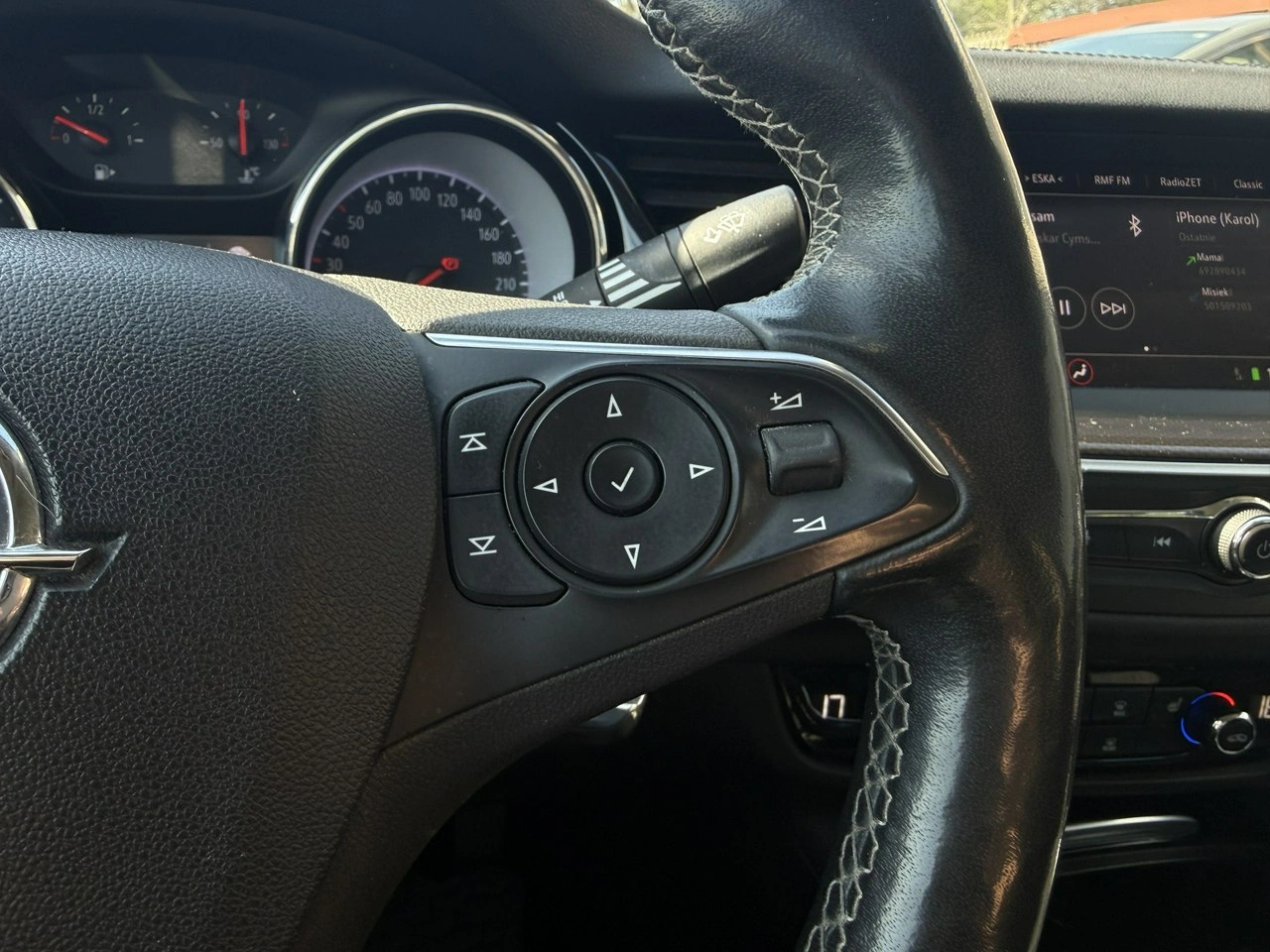 Opel Insignia - Zdjęcie 9