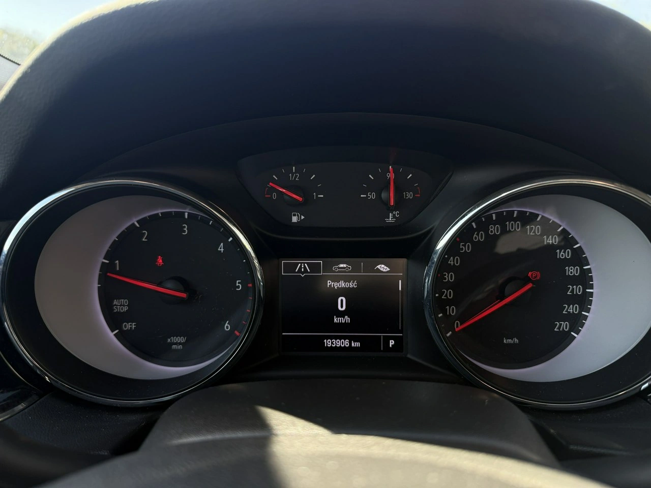 Opel Insignia - Zdjęcie 11