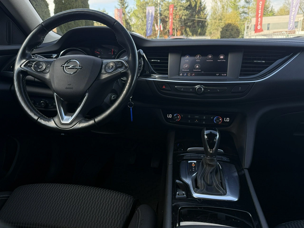 Opel Insignia - Zdjęcie 12