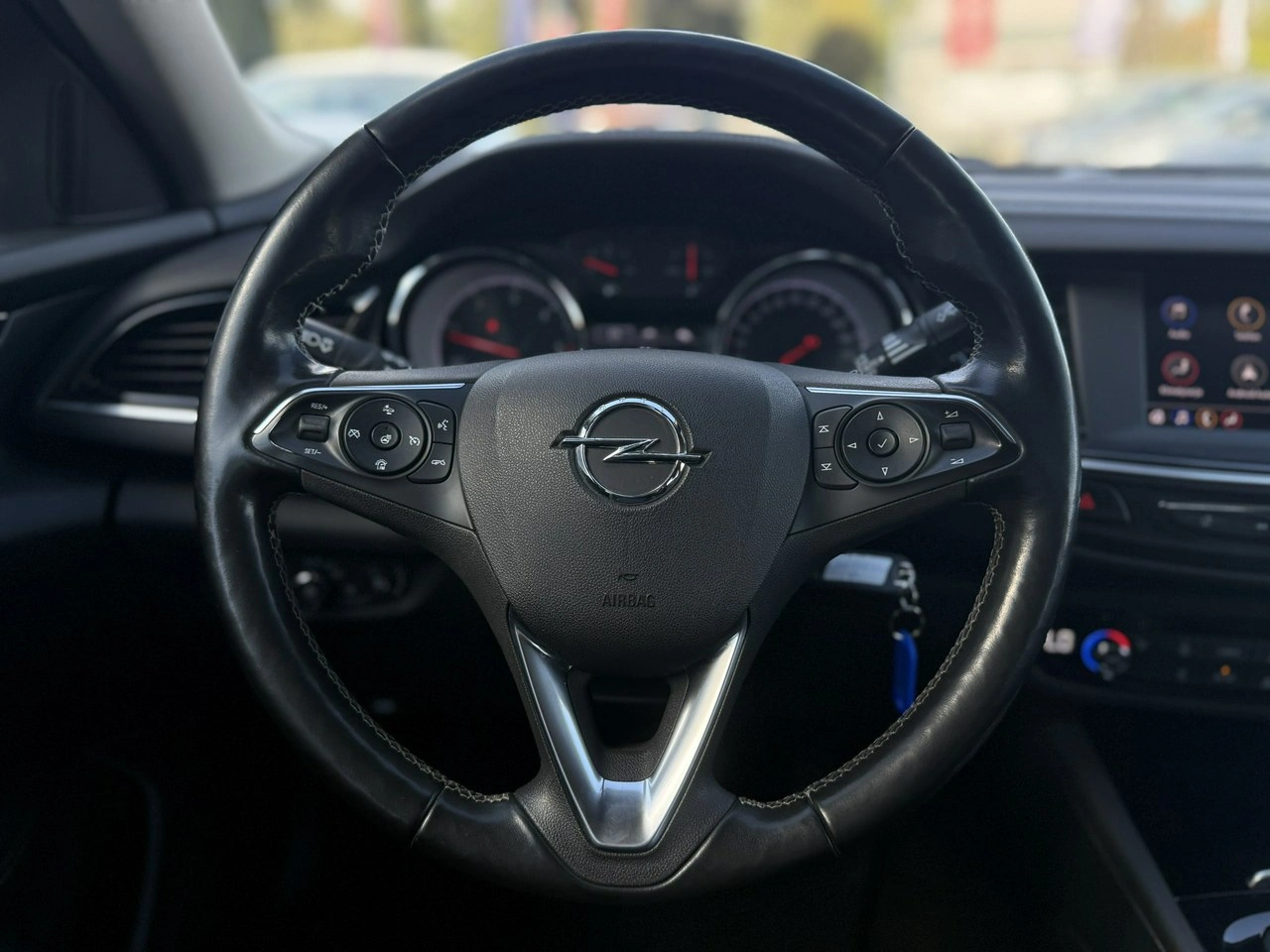 Opel Insignia - Zdjęcie 15