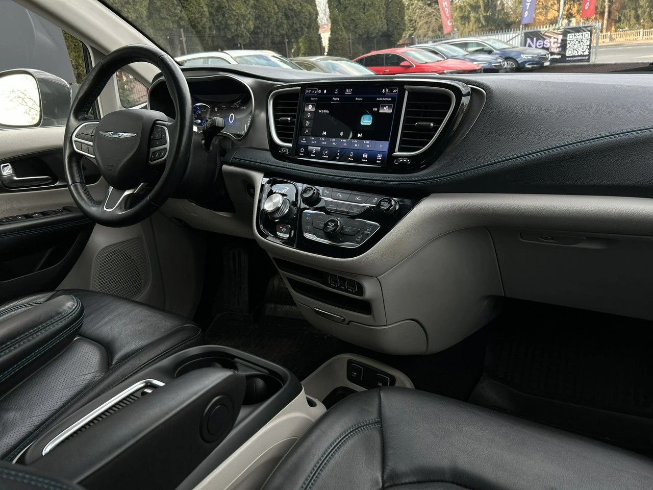 Chrysler Pacifica - Zdjęcie 14