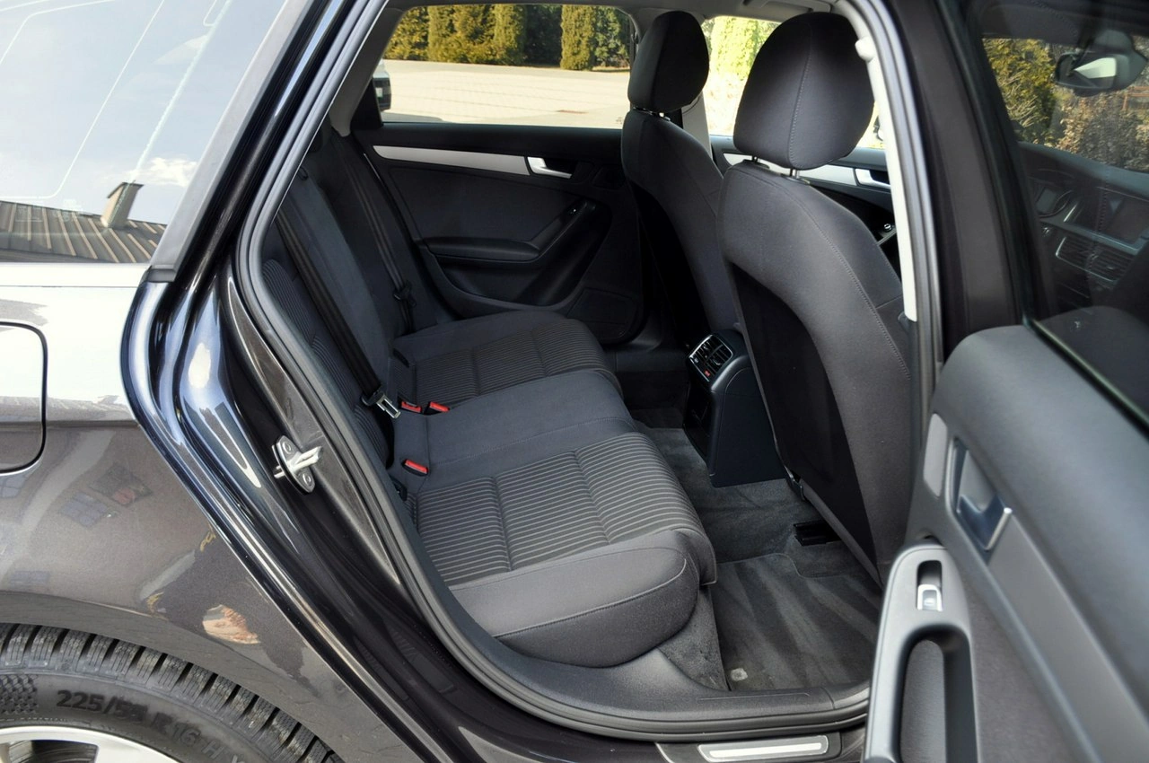Audi A4 - Zdjęcie 18