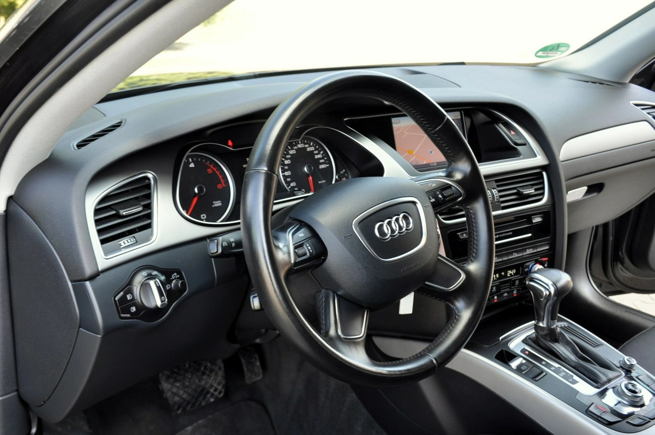 Audi A4 - Zdjęcie 21