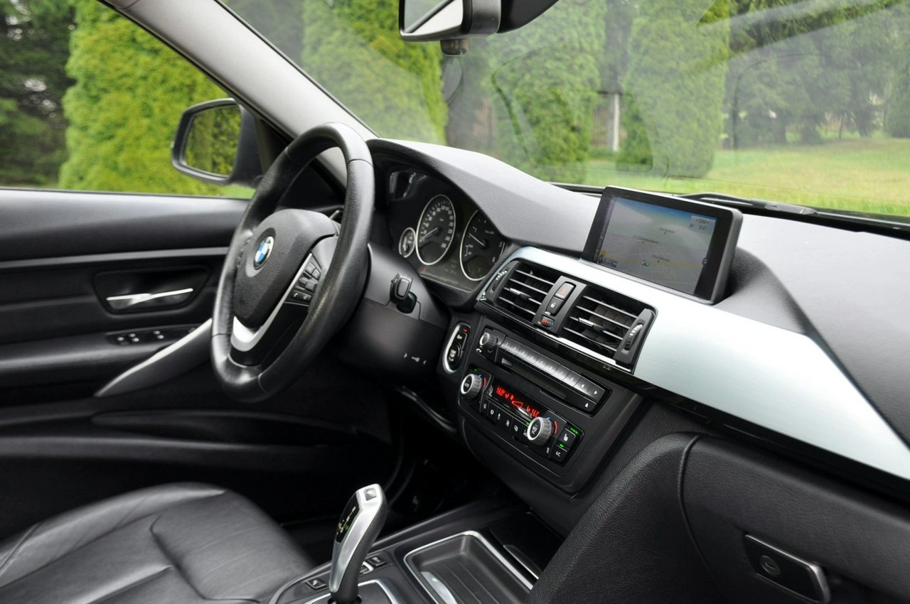 BMW 335 - Zdjęcie 17