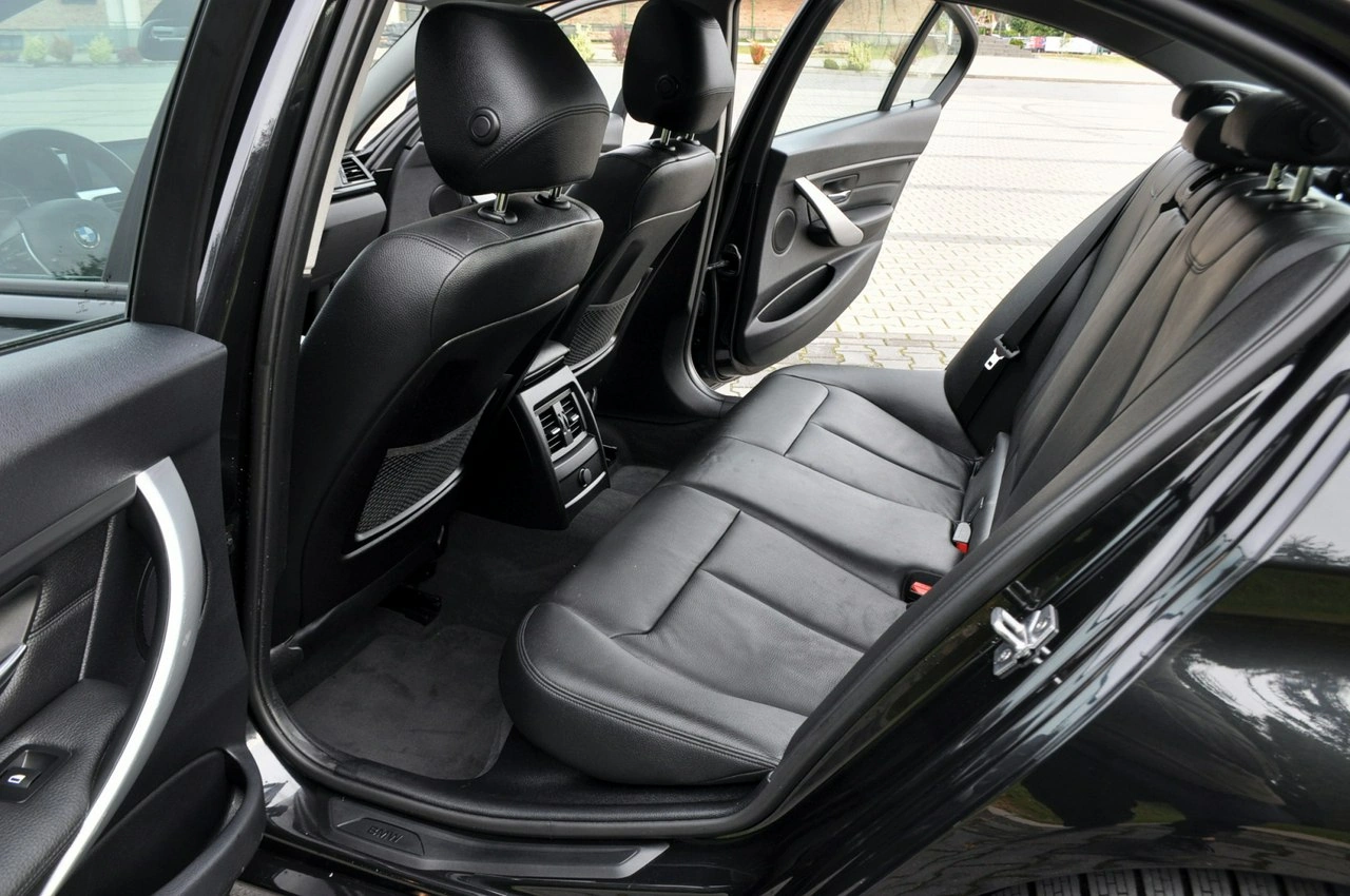 BMW 335 - Zdjęcie 19