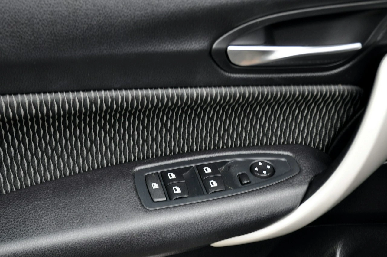 BMW 120 - Zdjęcie 36