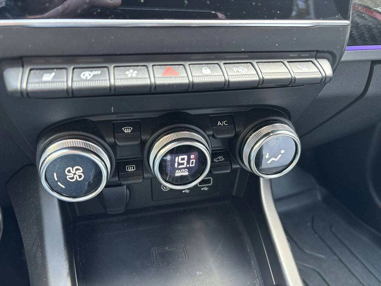 Renault Arkana - Zdjęcie 25