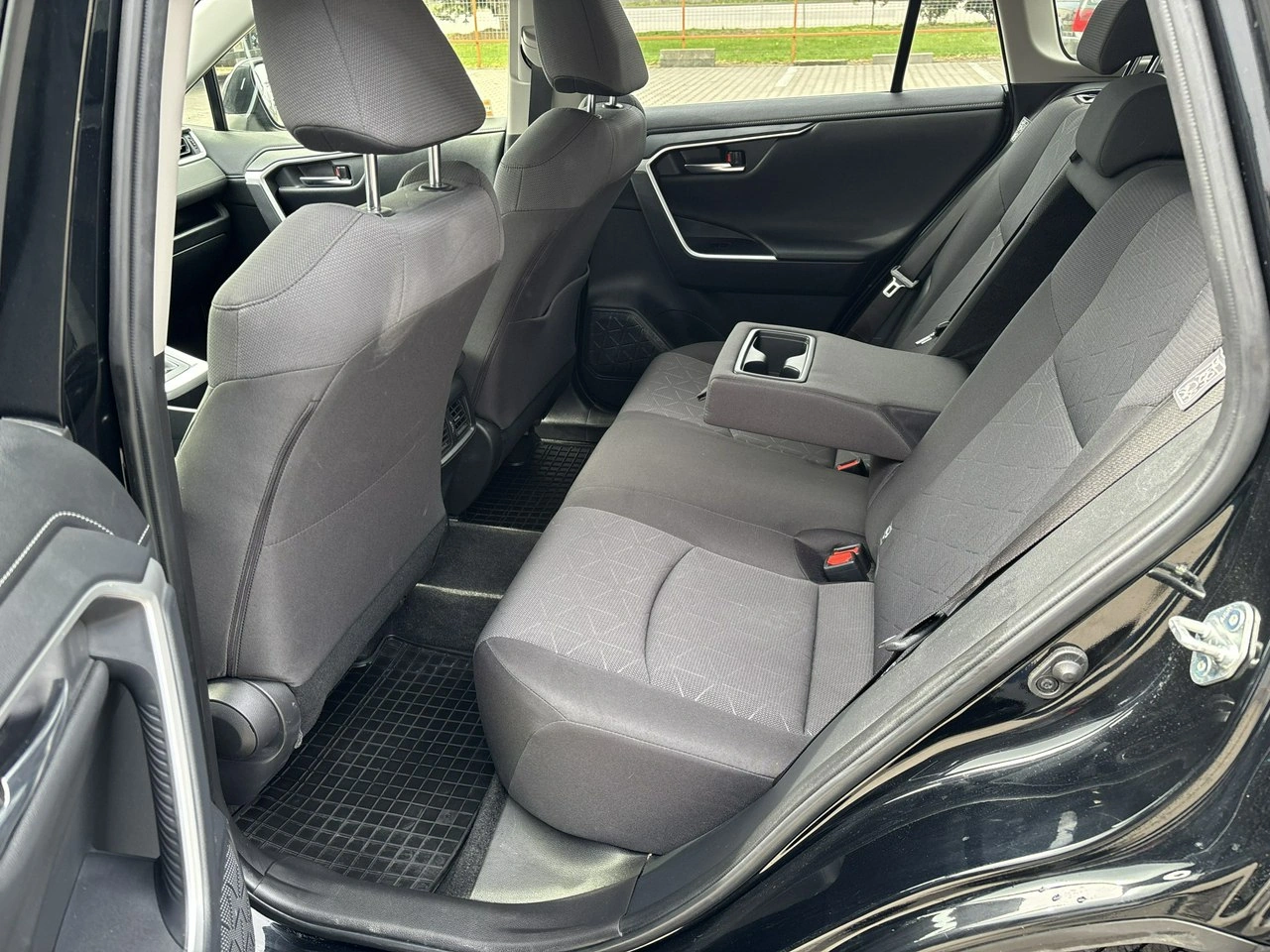 Toyota RAV-4 - Zdjęcie 11