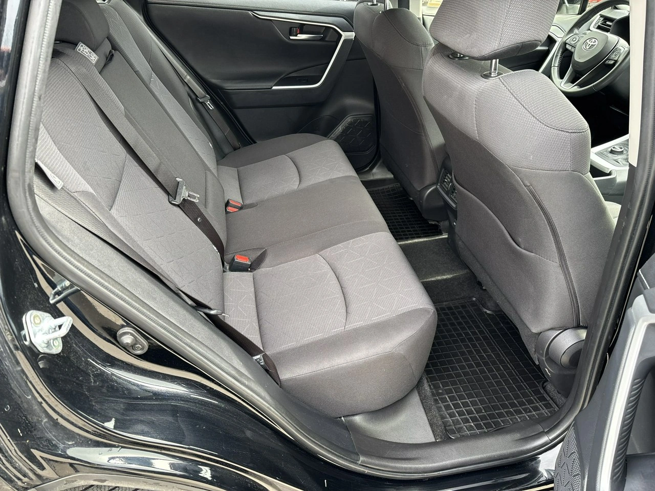 Toyota RAV-4 - Zdjęcie 15