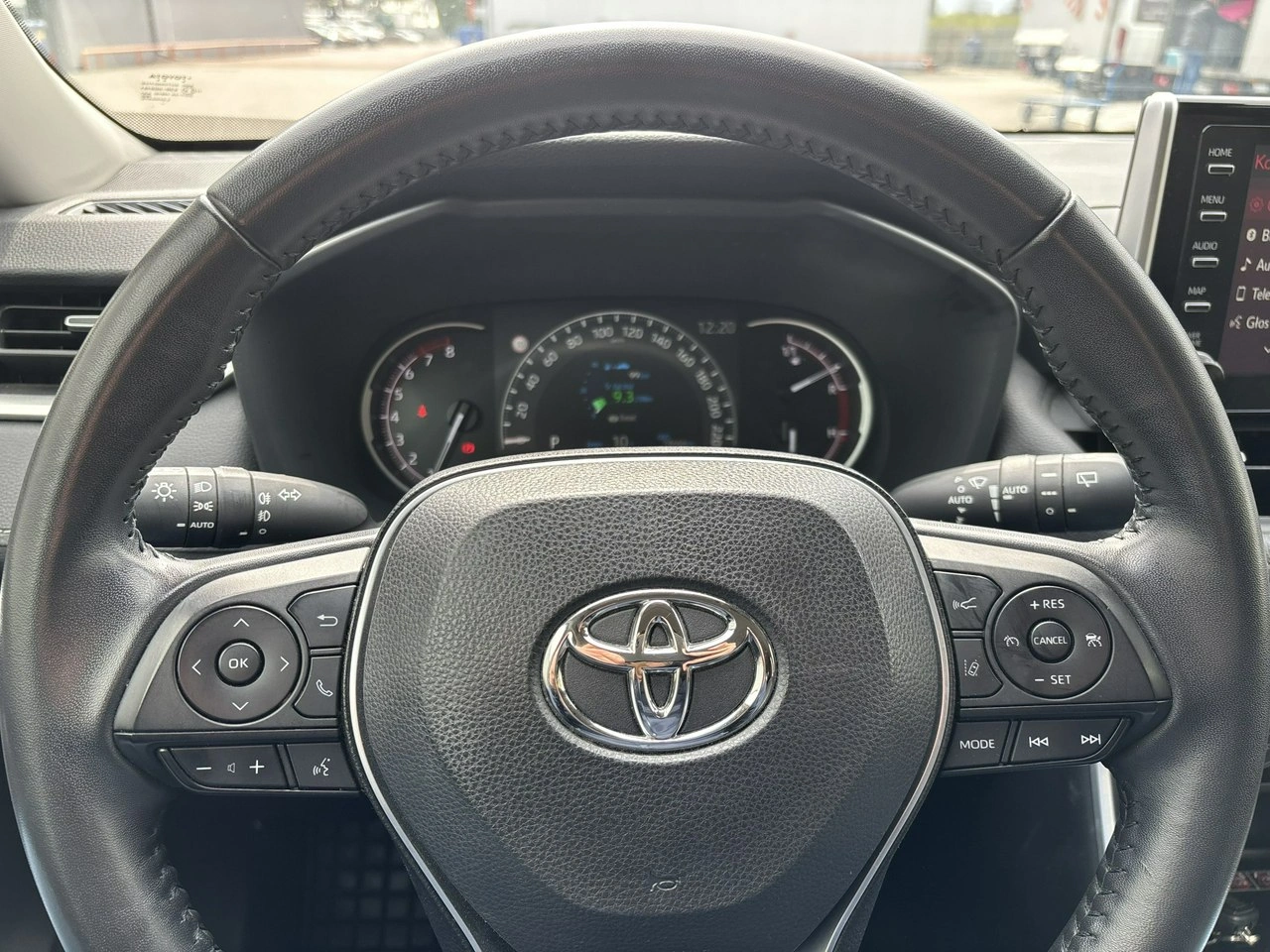 Toyota RAV-4 - Zdjęcie 24