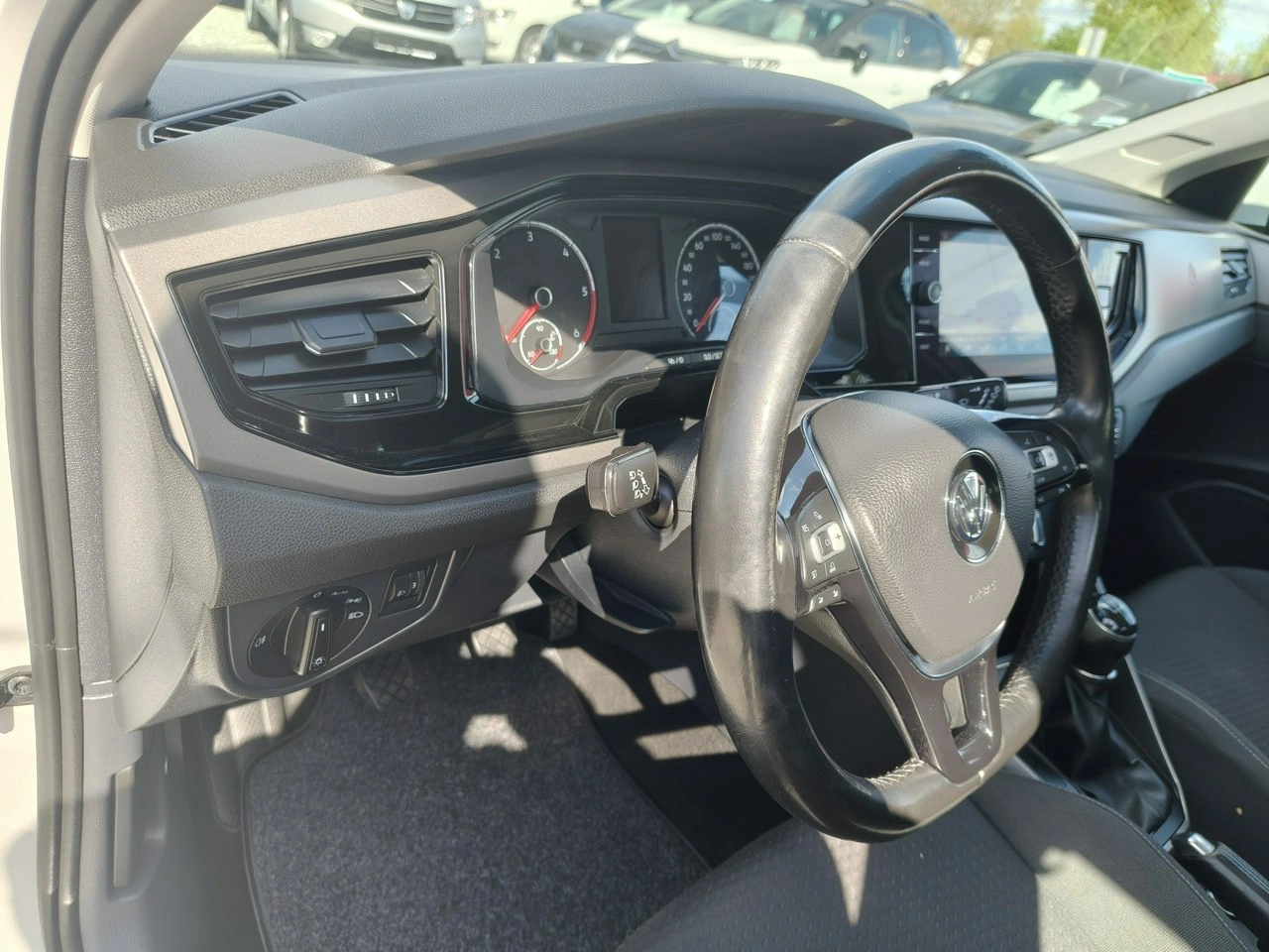 Volkswagen Polo - Zdjęcie 13