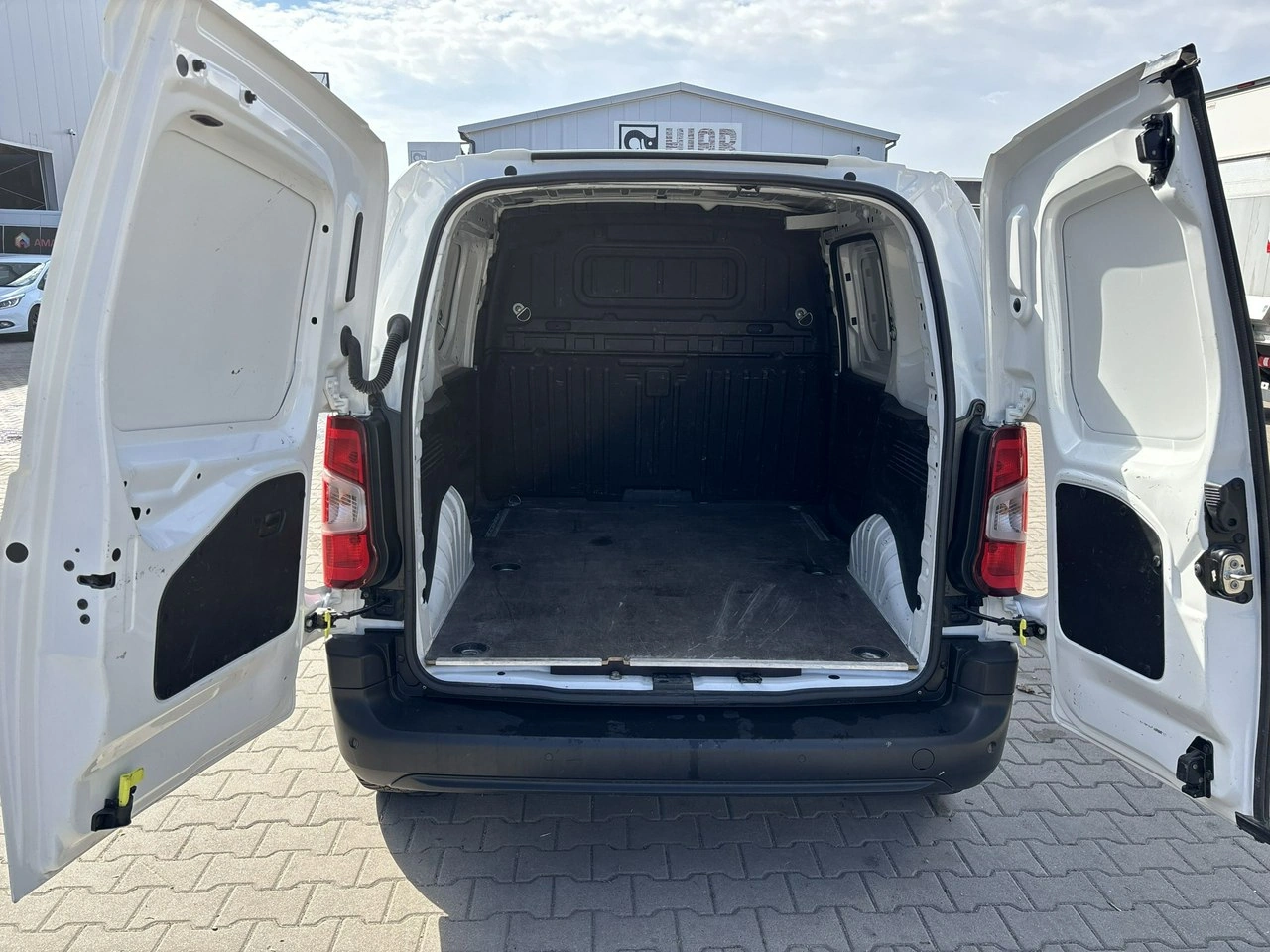 Opel Combo - Zdjęcie 11