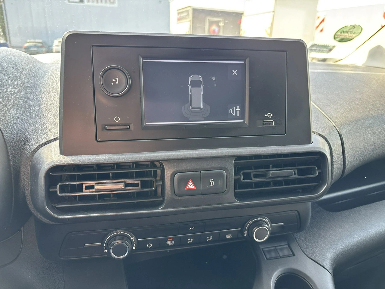 Opel Combo - Zdjęcie 17