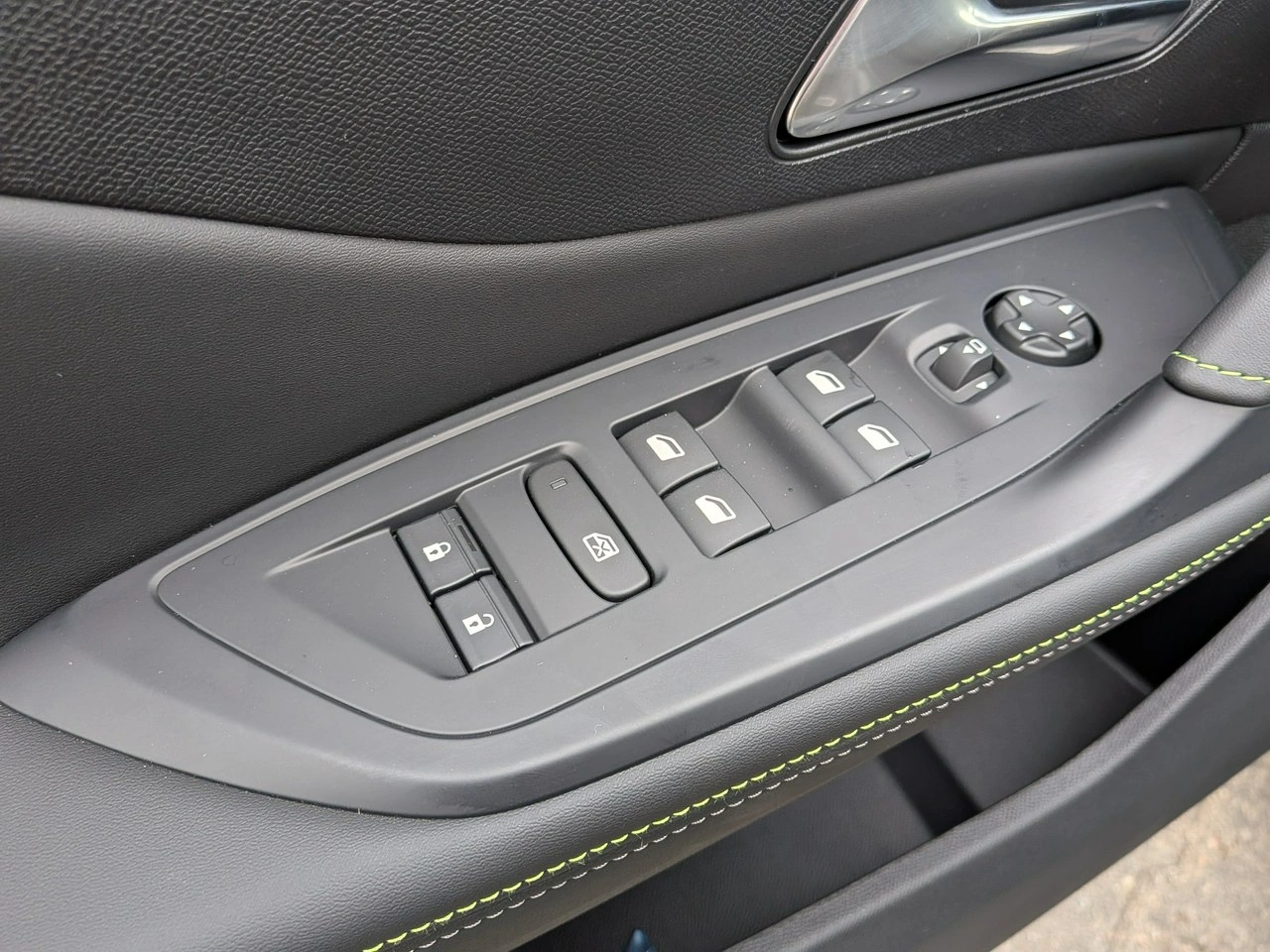 Peugeot 408 - Zdjęcie 13