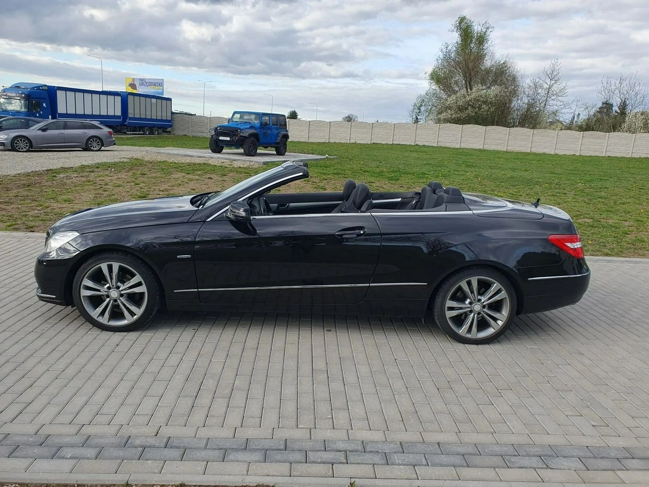 Mercedes E 200 - Zdjęcie 2