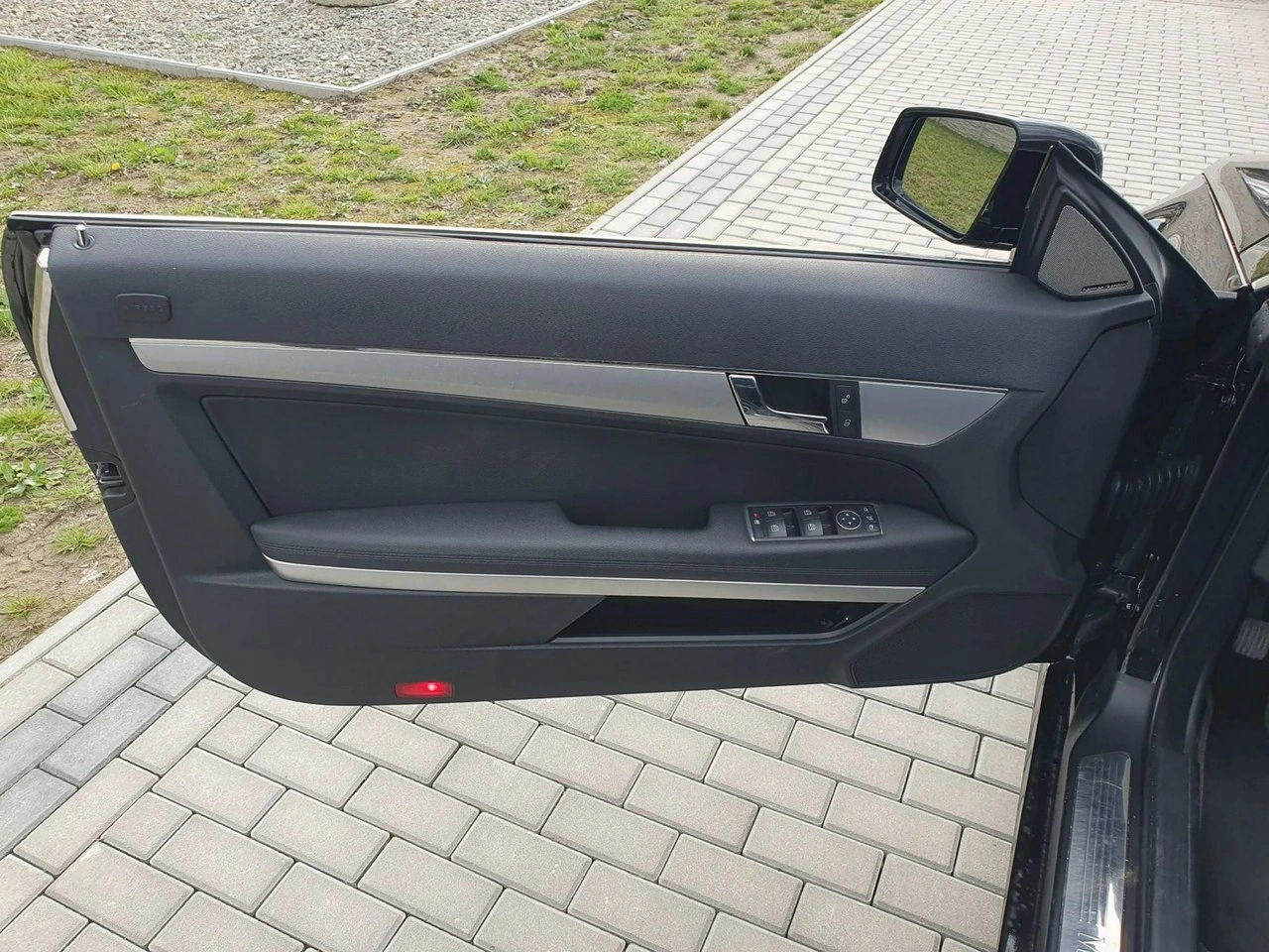 Mercedes E 200 - Zdjęcie 22