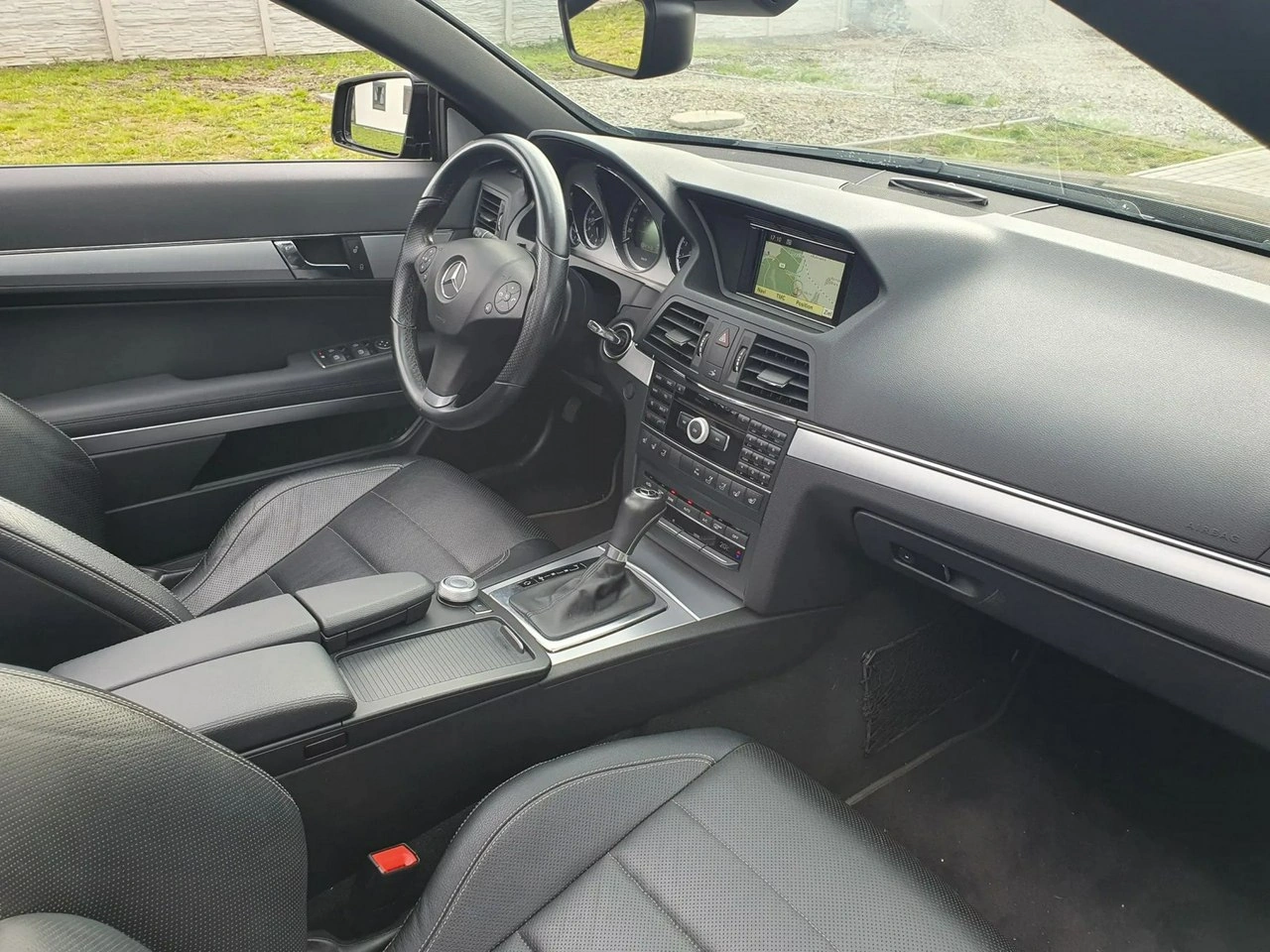 Mercedes E 200 - Zdjęcie 25