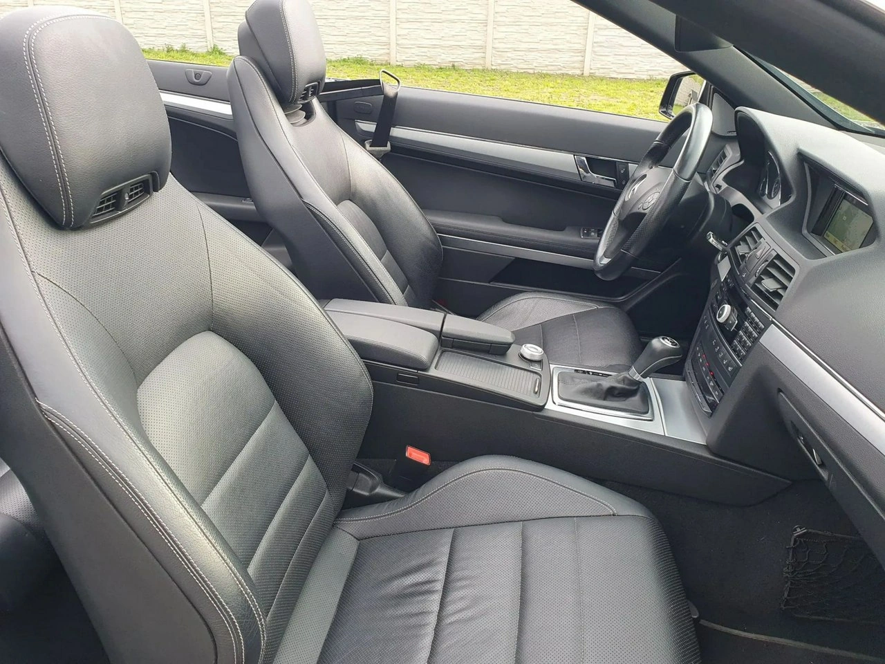 Mercedes E 200 - Zdjęcie 26