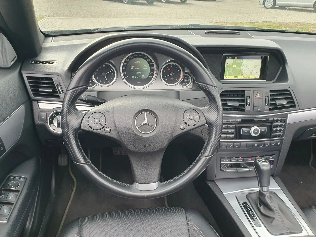 Mercedes E 200 - Zdjęcie 31