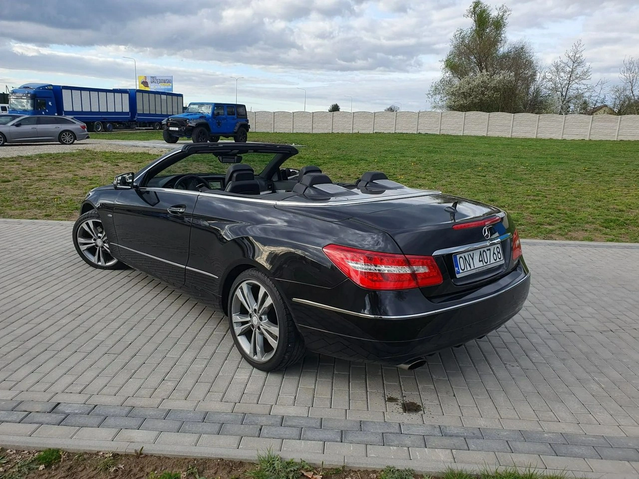 Mercedes E 200 - Zdjęcie 37