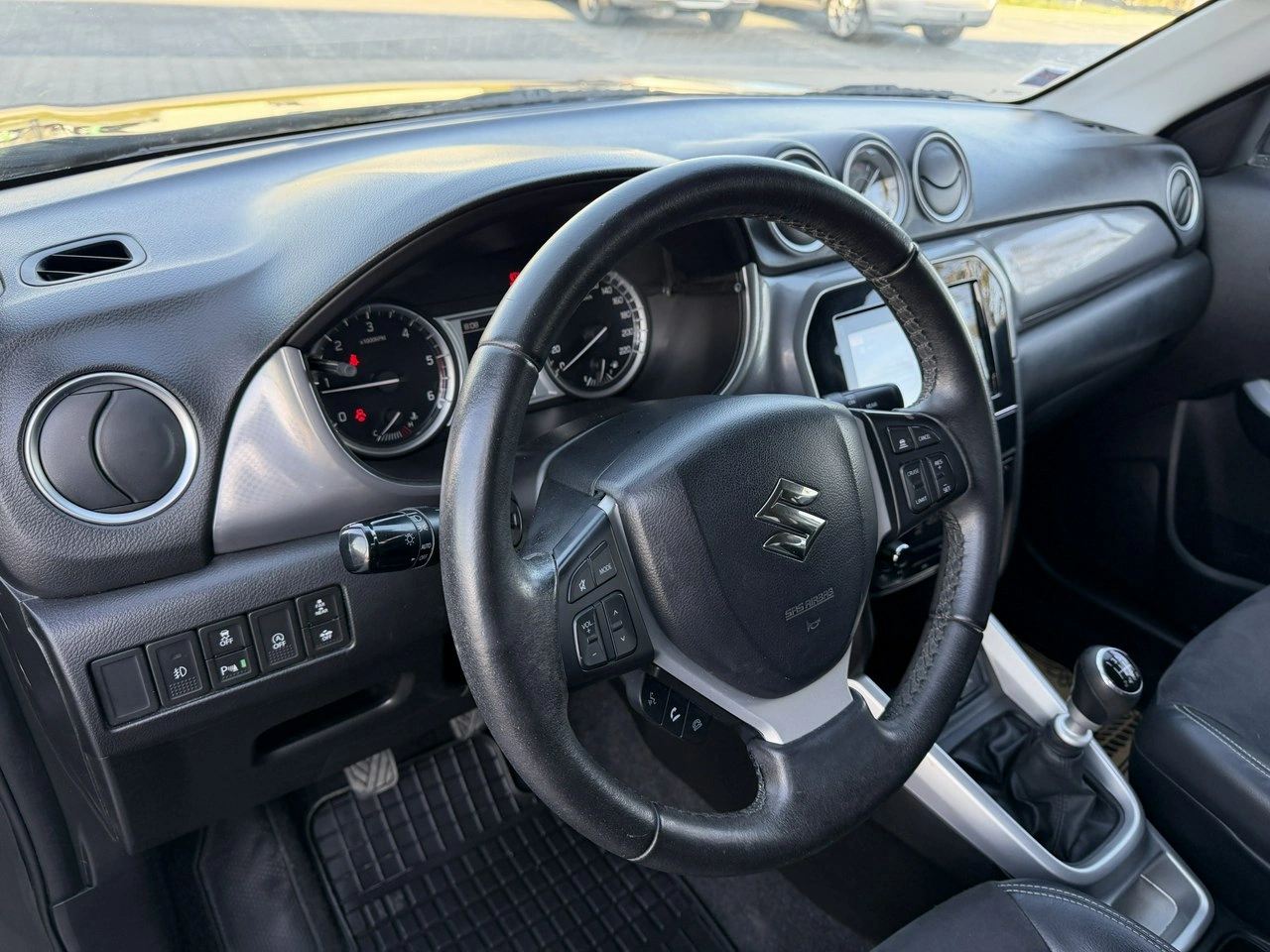 Suzuki Vitara - Zdjęcie 20