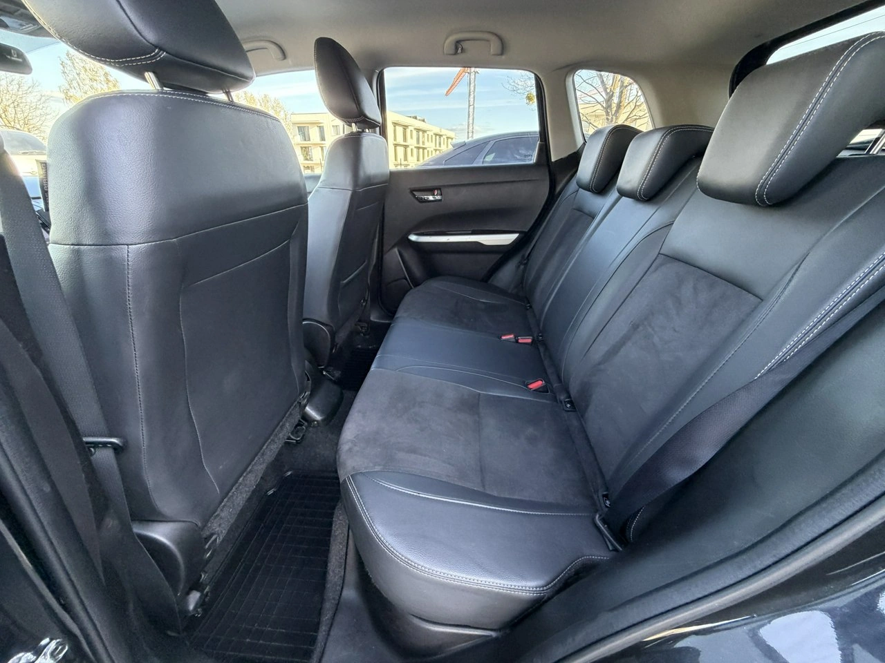 Suzuki Vitara - Zdjęcie 31