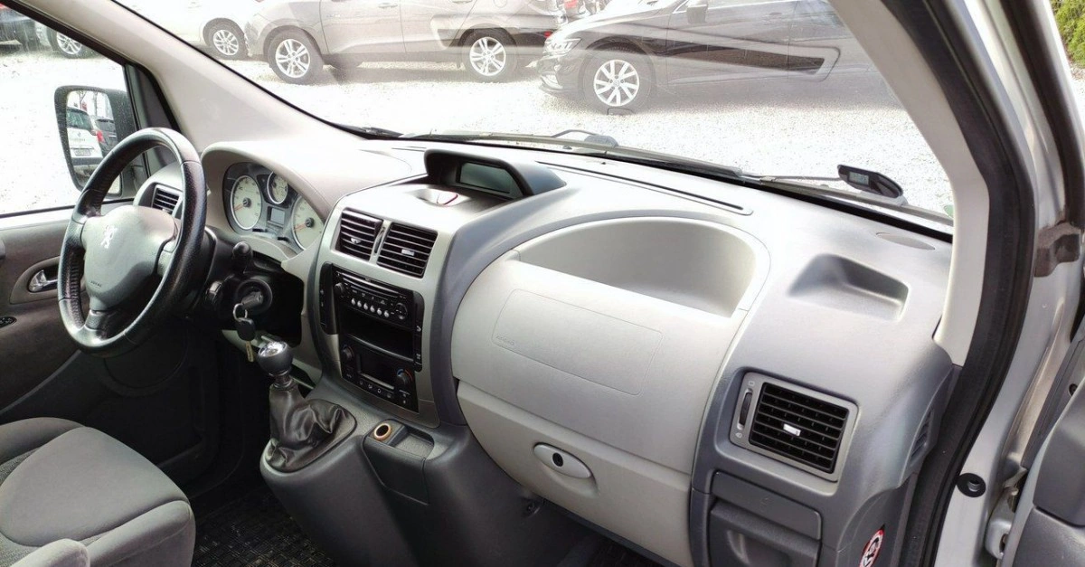 Peugeot Expert - Zdjęcie 21