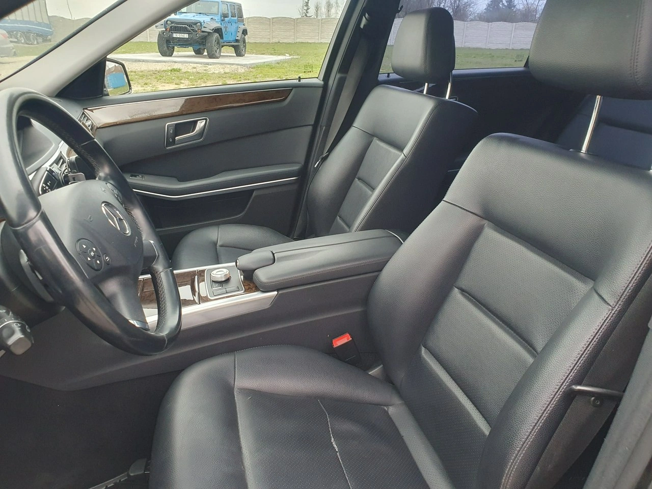 Mercedes E 250 - Zdjęcie 17