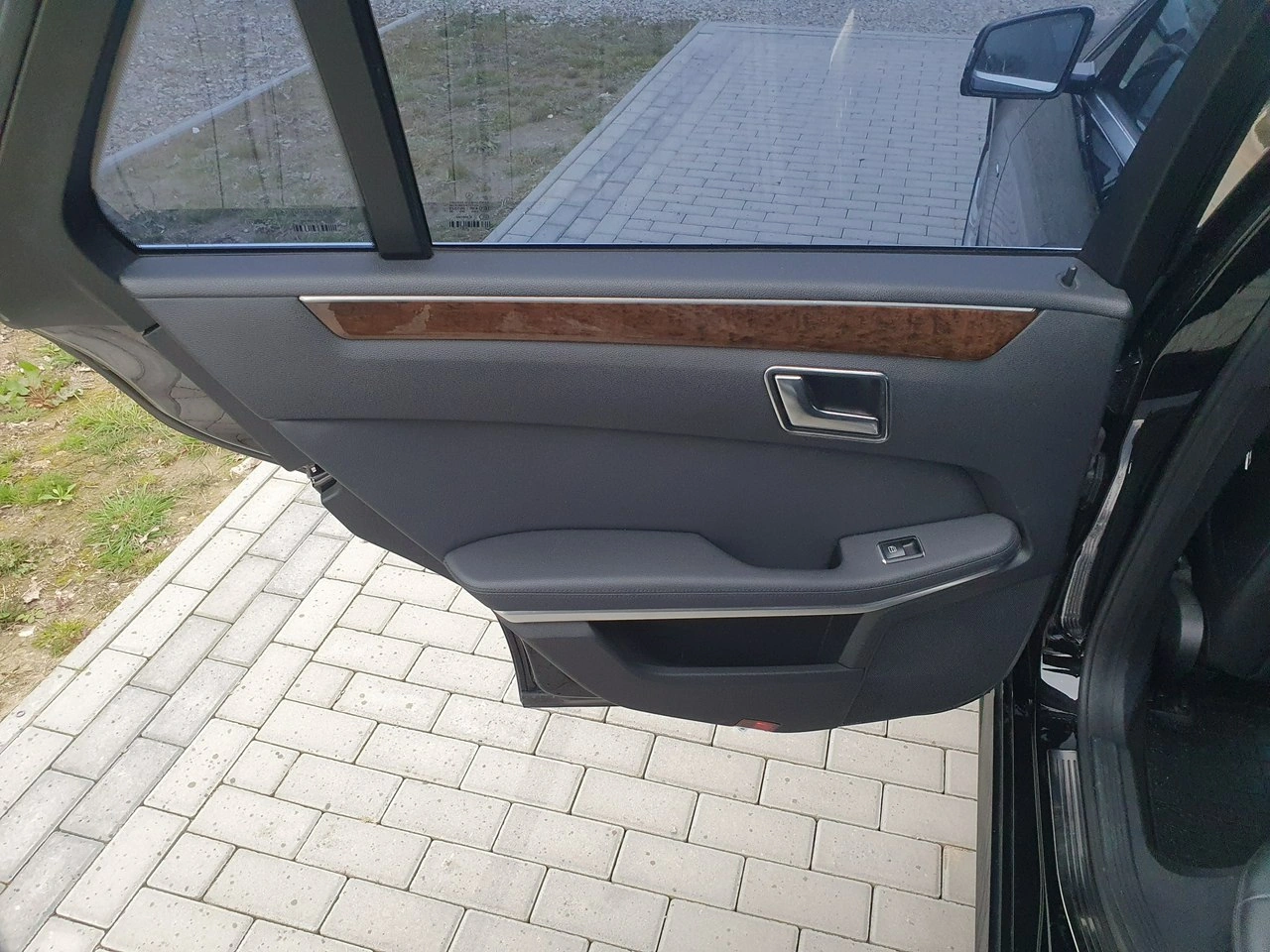 Mercedes E 250 - Zdjęcie 20