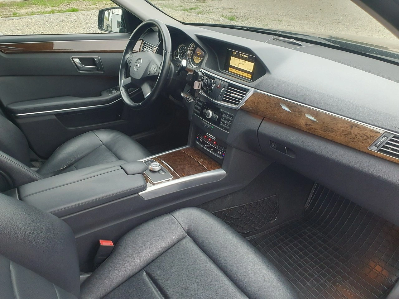 Mercedes E 250 - Zdjęcie 21