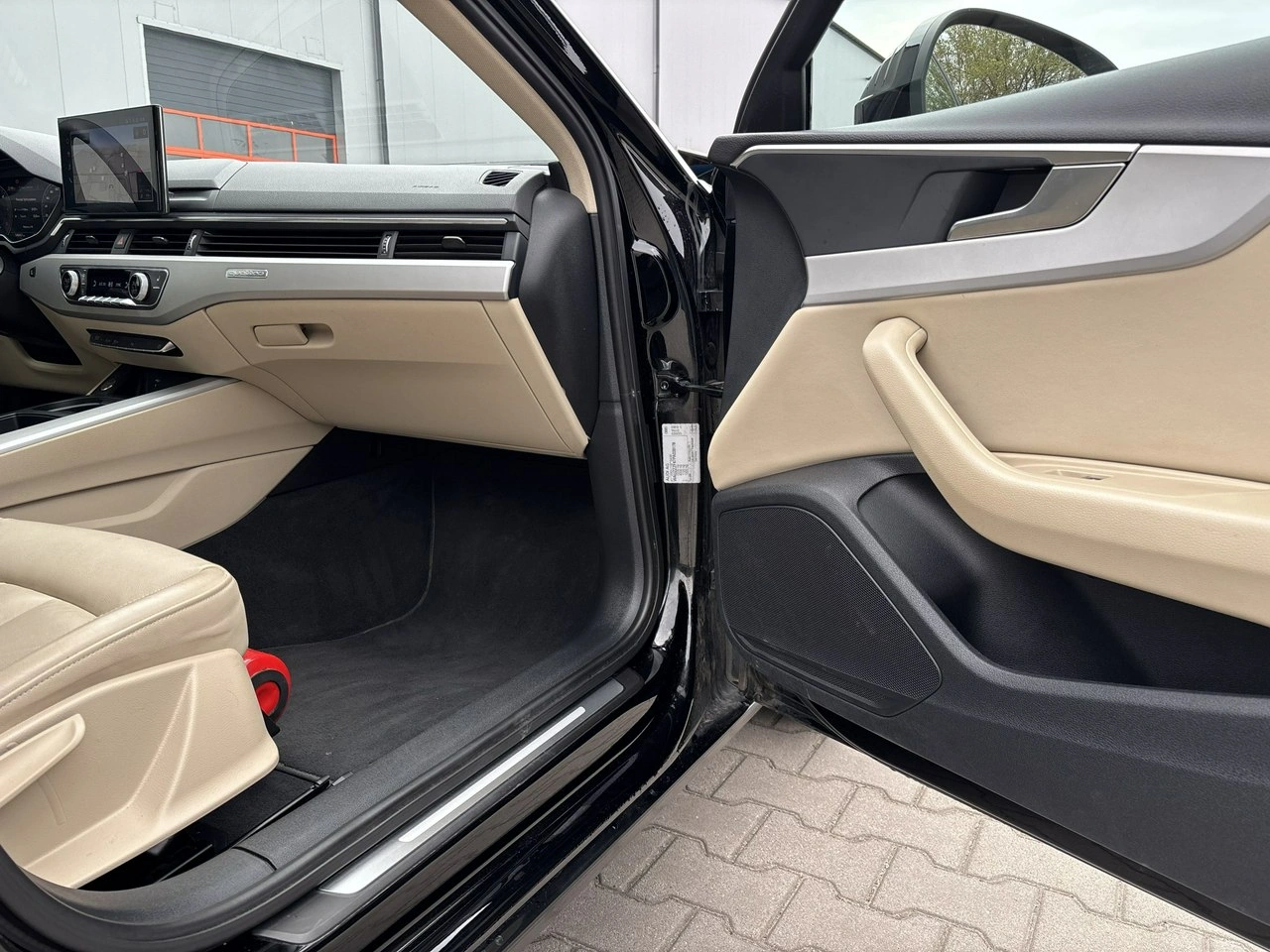 Audi A4 - Zdjęcie 17