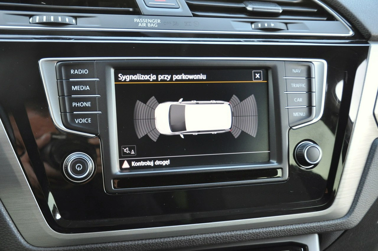 Volkswagen Touran - Zdjęcie 31