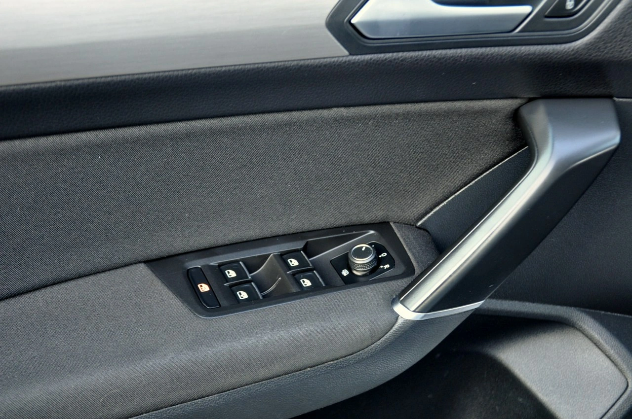 Volkswagen Touran - Zdjęcie 36