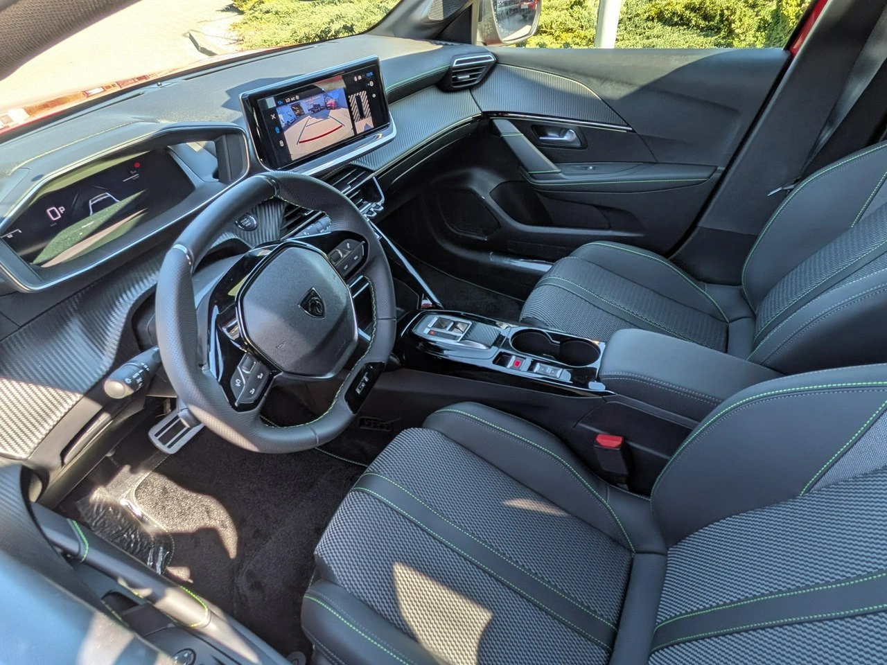 Peugeot 208 - Zdjęcie 10