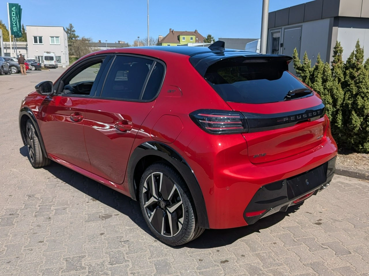 Peugeot 208 - Zdjęcie 2