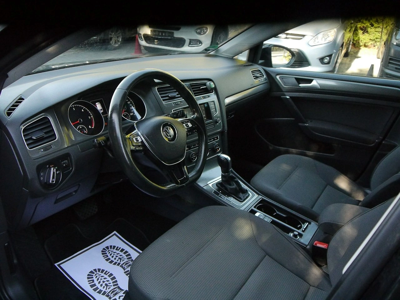 Volkswagen Golf - Zdjęcie 24