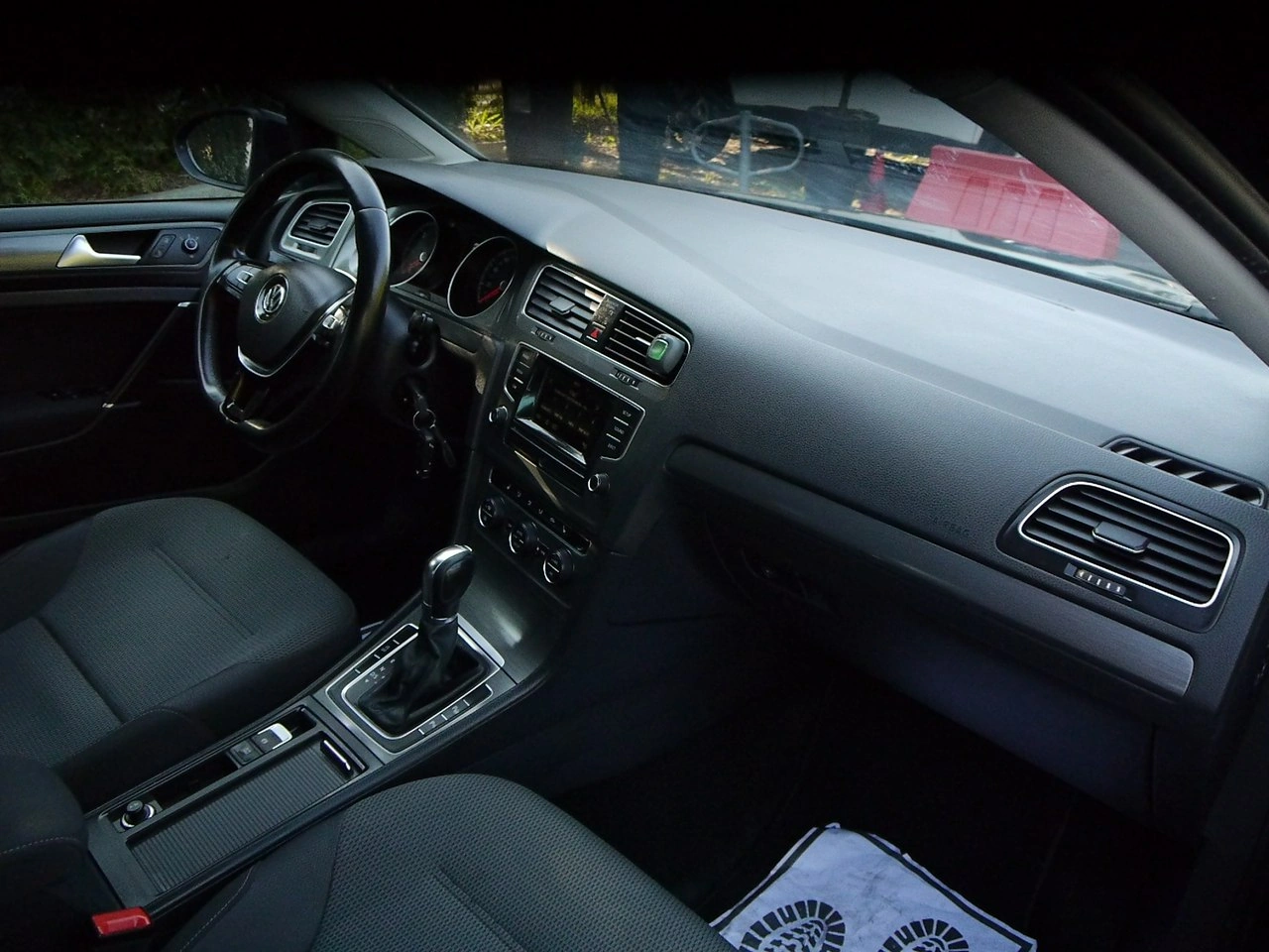 Volkswagen Golf - Zdjęcie 25