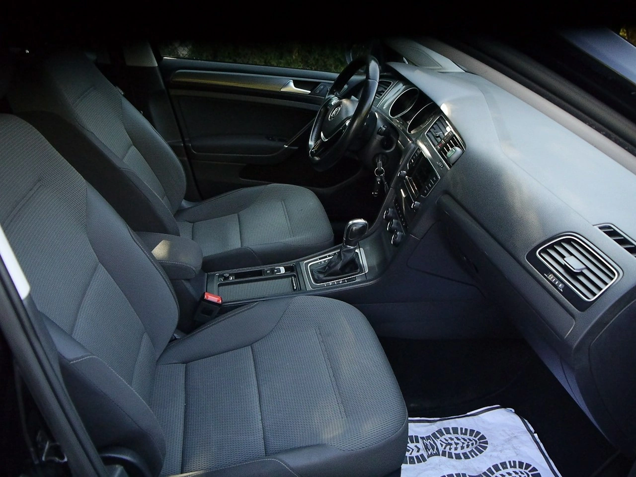 Volkswagen Golf - Zdjęcie 27