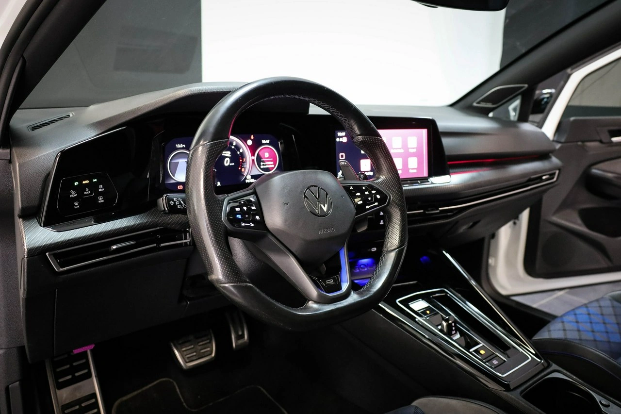 Volkswagen Golf - Zdjęcie 15