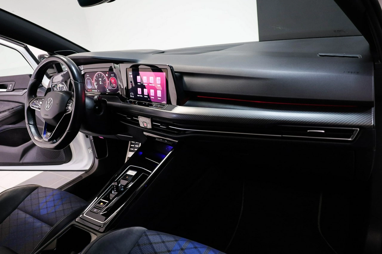 Volkswagen Golf - Zdjęcie 19