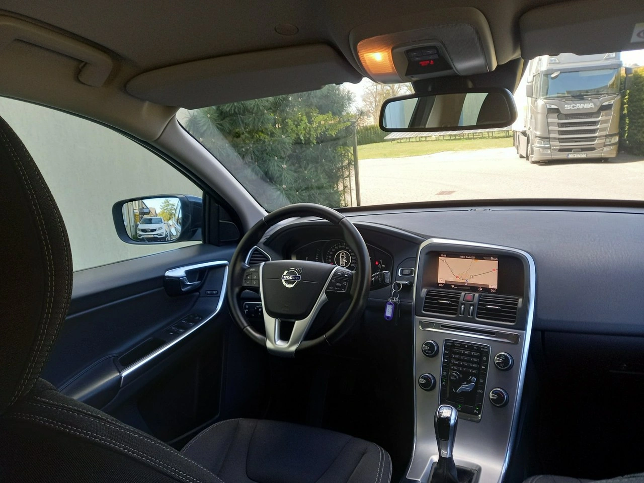 Volvo XC 60 - Zdjęcie 24