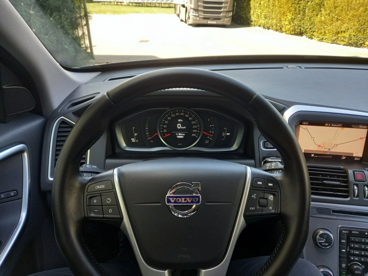 Volvo XC 60 - Zdjęcie 29