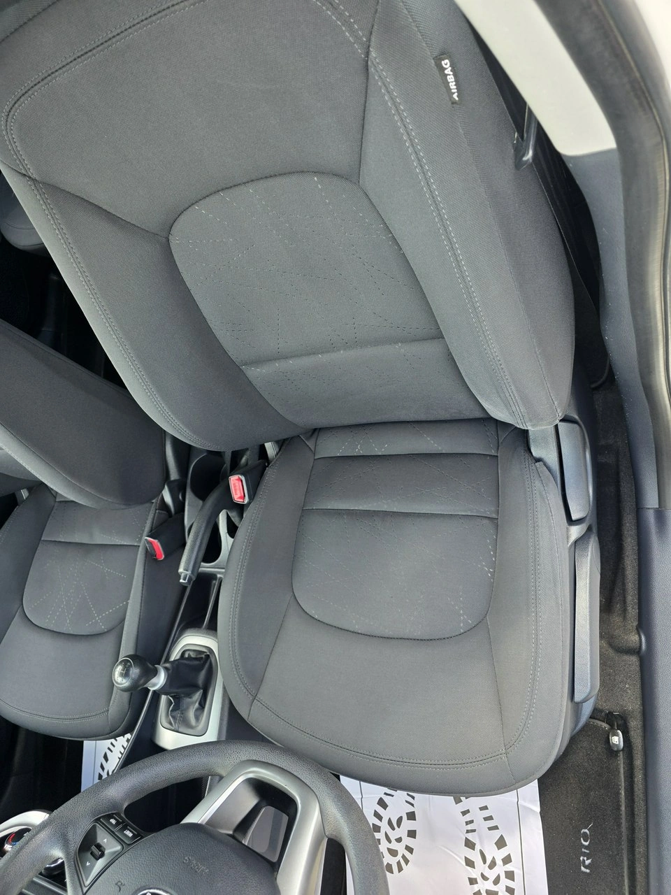 Kia Rio - Zdjęcie 11