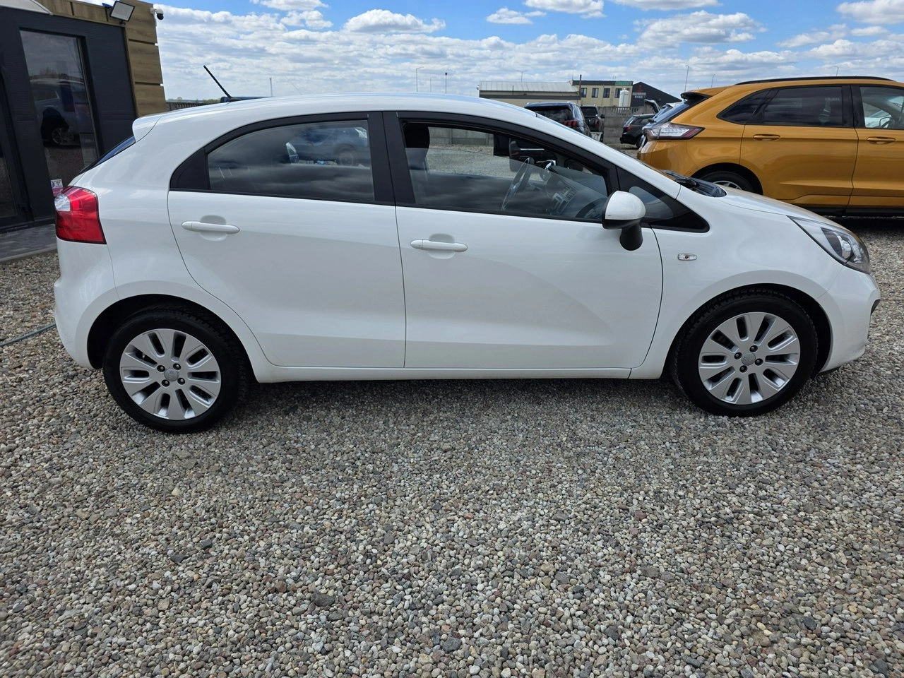 Kia Rio - Zdjęcie 22