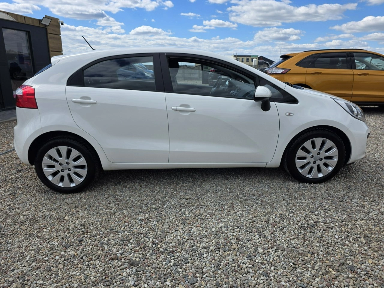 Kia Rio - Zdjęcie 27