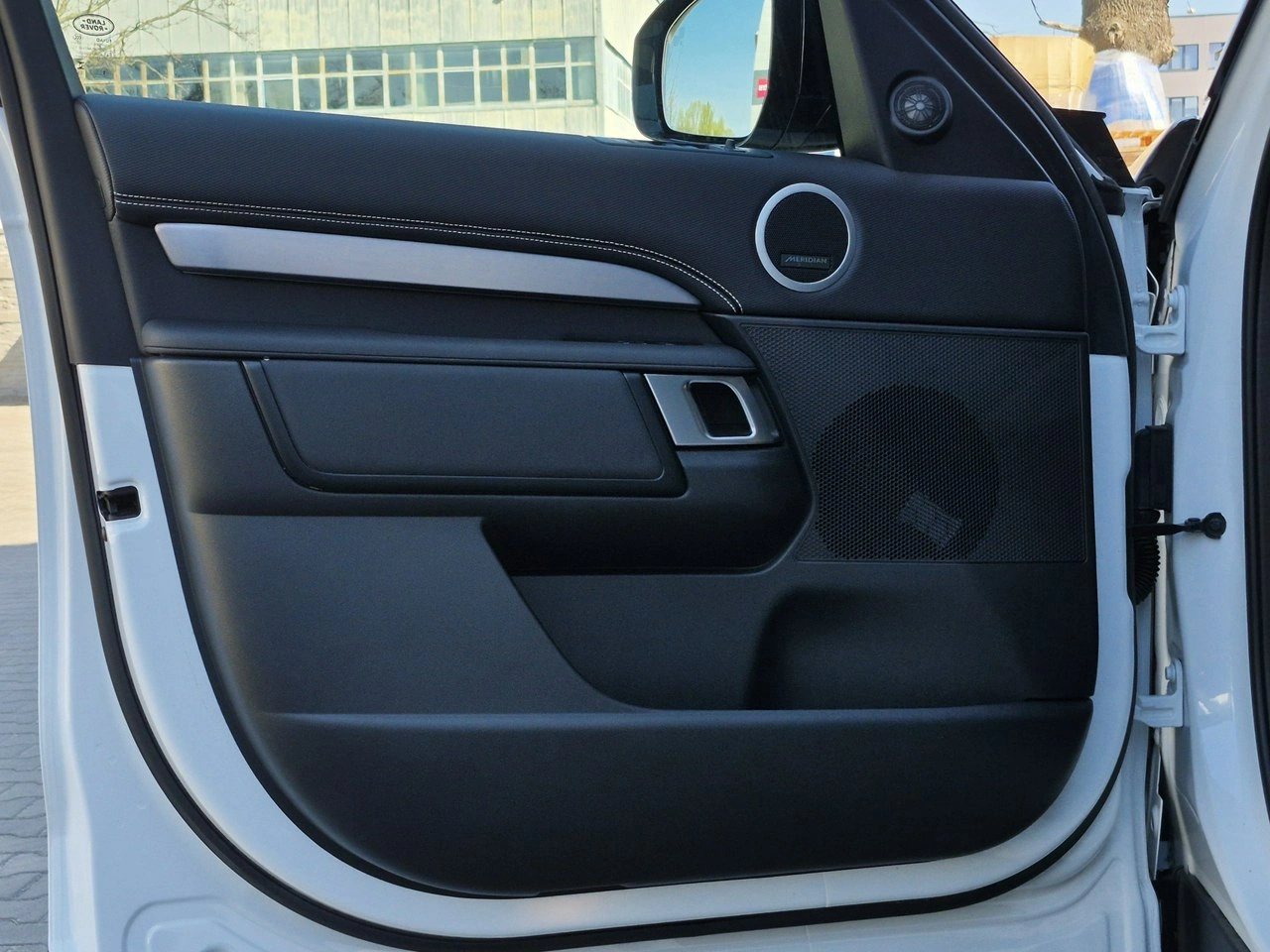 Land Rover Discovery - Zdjęcie 14