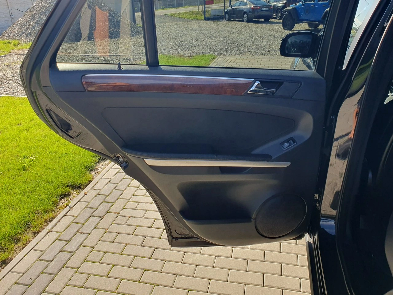 Mercedes ML 320 - Zdjęcie 20