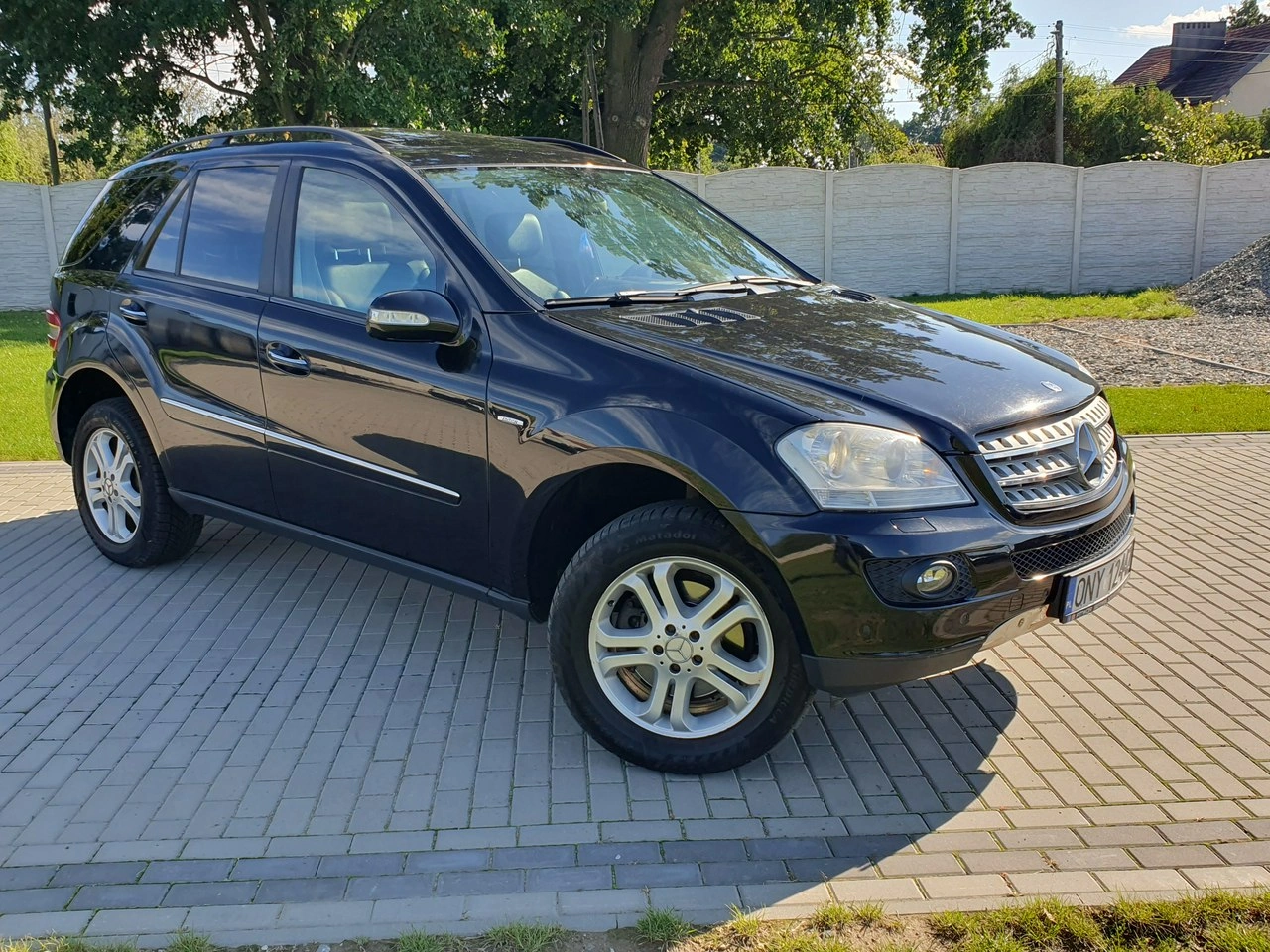 Mercedes ML 320 - Zdjęcie 35