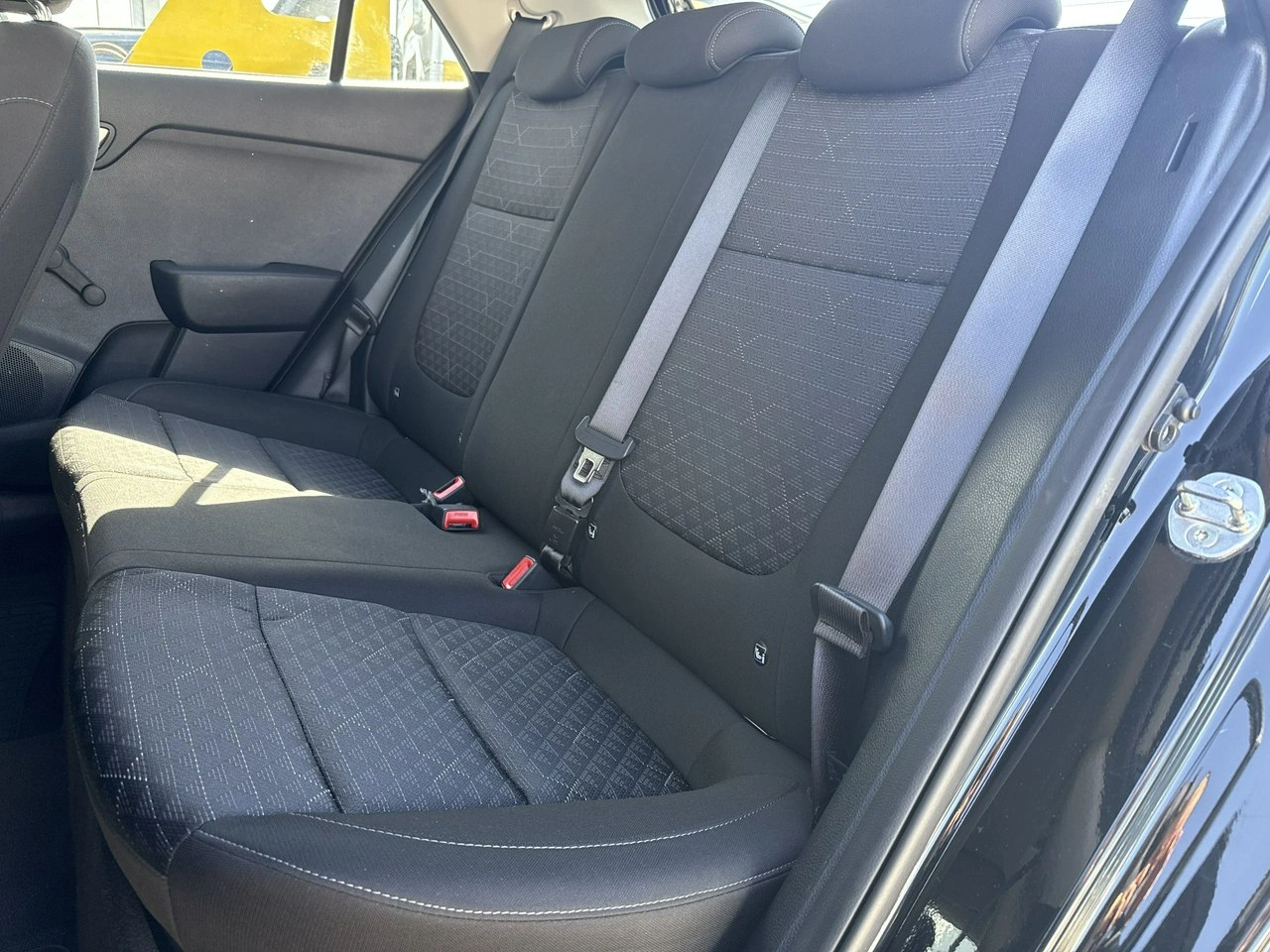 Kia Rio - Zdjęcie 13